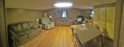 Gwin's Lodge & Roadhouse Est. 1952