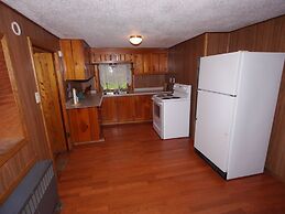 Gwin's Lodge & Roadhouse Est. 1952