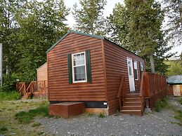 Gwin's Lodge & Roadhouse Est. 1952