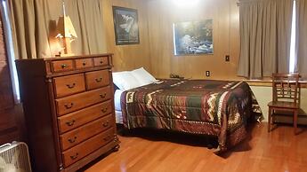 Gwin's Lodge & Roadhouse Est. 1952