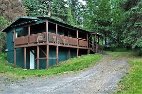 Gwin's Lodge & Roadhouse Est. 1952