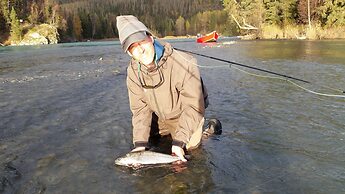 Gwin's Lodge & Roadhouse Est. 1952