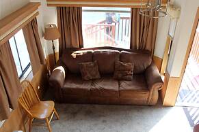 Gwin's Lodge & Roadhouse Est. 1952