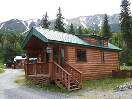 Gwin's Lodge & Roadhouse Est. 1952