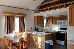 Gwin's Lodge & Roadhouse Est. 1952