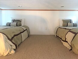 Gwin's Lodge & Roadhouse Est. 1952