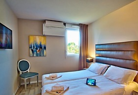 Adonis Hôtel Bayonne