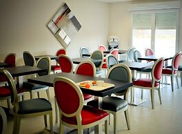 Adonis Hôtel Bayonne