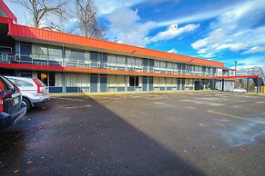 Holiday Lodge Virginia