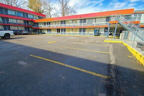 Holiday Lodge Virginia