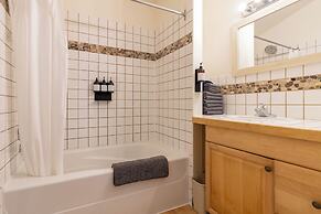 Mackenzie Beach Resort