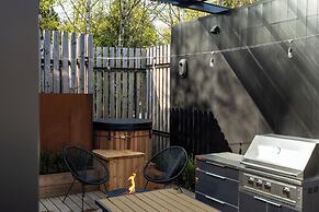 Mackenzie Beach Resort