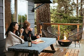 Mackenzie Beach Resort