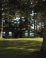 Mackenzie Beach Resort