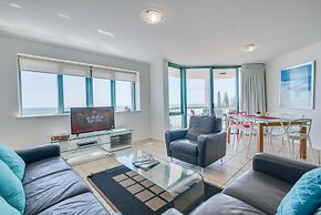 Grand Palais Boolarong Beachside Resort