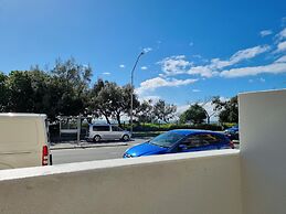 Grand Palais Boolarong Beachside Resort