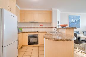 Grand Palais Boolarong Beachside Resort