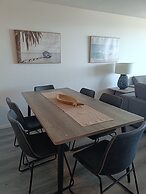 Grand Palais Boolarong Beachside Resort