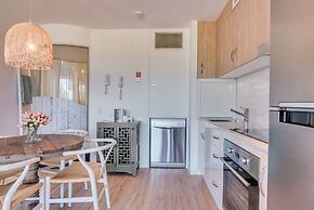 Grand Palais Boolarong Beachside Resort