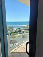 Grand Palais Boolarong Beachside Resort