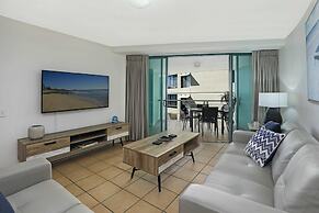 Grand Palais Boolarong Beachside Resort