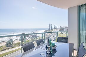 Grand Palais Boolarong Beachside Resort