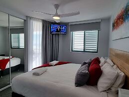 Grand Palais Boolarong Beachside Resort