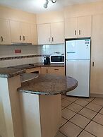 Grand Palais Boolarong Beachside Resort