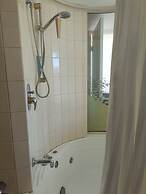 Grand Palais Boolarong Beachside Resort