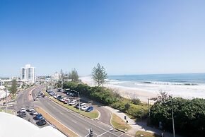 Grand Palais Boolarong Beachside Resort