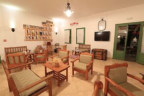 Edem Hotel Apartments