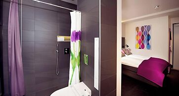 Hotel No13