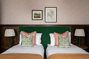 Worplesdon Place Hotel