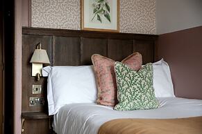 Worplesdon Place Hotel