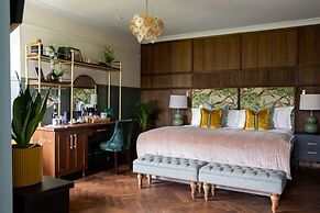 Worplesdon Place Hotel