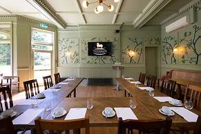 Worplesdon Place Hotel