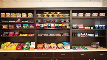 Holiday Inn Express & Suites Wichita Northeast by IHG