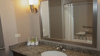 Holiday Inn Express & Suites Wichita Northeast by IHG