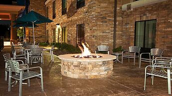 Holiday Inn Express & Suites Wichita Northeast by IHG