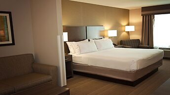 Holiday Inn Express & Suites Wichita Northeast by IHG