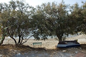 Dora's Studios and Apartments