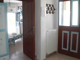 Dora's Studios and Apartments