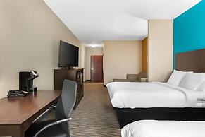 Best Western Plus Hiawatha Hotel