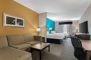 Best Western Plus Hiawatha Hotel