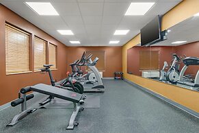 Best Western Plus Hiawatha Hotel