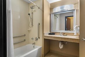 Best Western Plus Hiawatha Hotel
