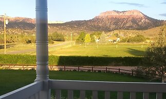 Bryce Canyon Livery Bed & Breakfast