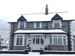 Oakfield House Bed and Breakfast