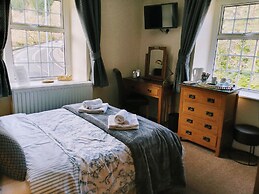 Oakfield House Bed and Breakfast