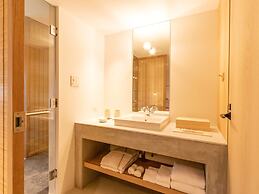 HILLTOP RESORT FUKUOKA